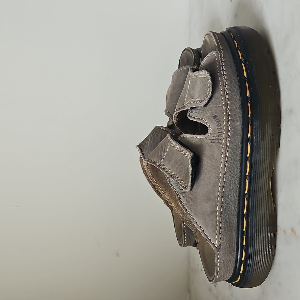 DR.MARTENS: Ultra Rare 90s 8580 Taupe Leather Dad Sandals